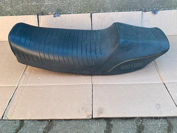 Sella Giuliari per Honda Four