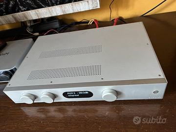 Amplificatore integrato Audiolab 8300A