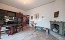 villa-indipendente-su-quattro-lati-con-giardino-