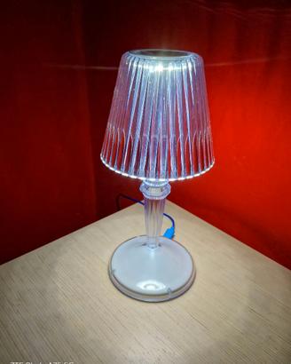 Lampada da tavolo a led touch