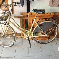BICICLETTA DA DONNA RUOTA 26 APPENA REVISIONATA