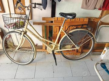 BICICLETTA DA DONNA RUOTA 26 APPENA REVISIONATA