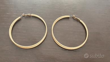 Orecchini da donna a cerchi