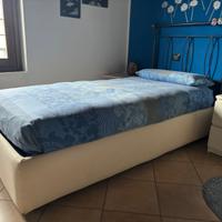 Letto singolo contenitore in ferro battuto blu