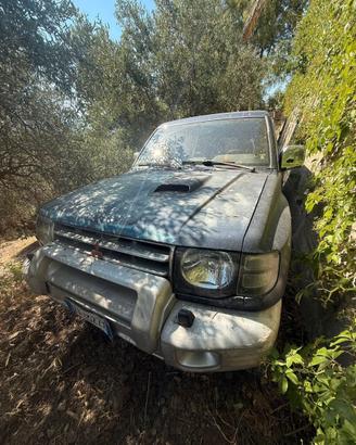 Ricambi pajero gls target 2.8 V20