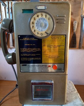 Telefono pubblico a gettone U+I Sip anni 70