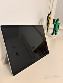 Microsoft Surface pro Snapdragon X Plus 16gb nuovo