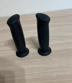 Monopole scooter domino