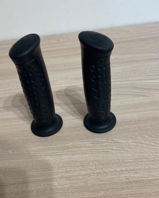Monopole scooter domino