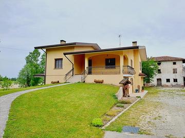 VILLA INDIPENDENTE - atmosfera incantevole e ac...