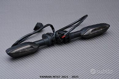 Coppia frecce Y-Perf LED YAMAHA MT07 2021 - 2025