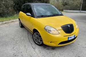 Lancia Ypsilon Momo Design 1.3 Multijet