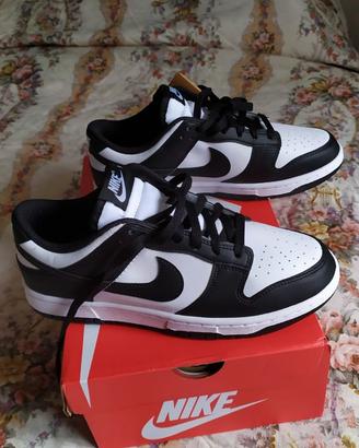Nike W Dunk Low da basket , numero 40 EU - Donna