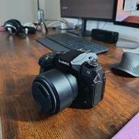 Panasonic Lumix G80 + 12-60 3.5-5.6 + 25mm 1.7