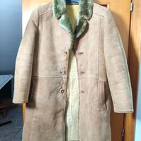 Iconico Cappotto Montone Vintage Anni '80
