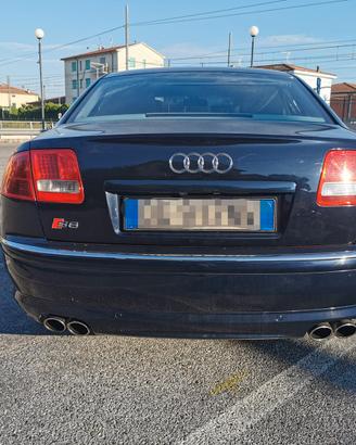 Audi S8 5.2 V10 FSI