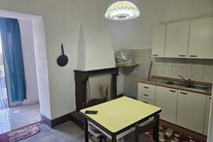 Casa indipendente su tre livelli