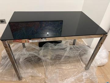 Tavolo Callligaris 110x70 con piano in vetro nero