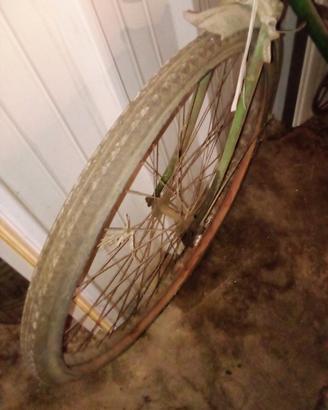 bicicletta antica 