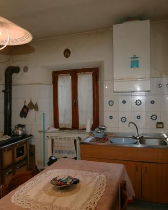 CS118 - Montisi una casa singola di comple