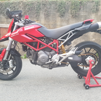 Ducati hypermotard 1100