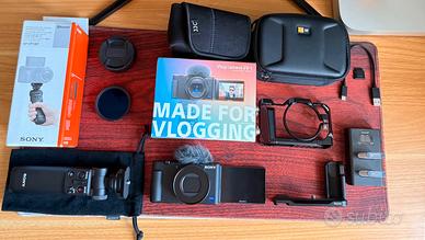 Sony ZV-1 Pari al Nuovo + Grip Sony + Kit PRO