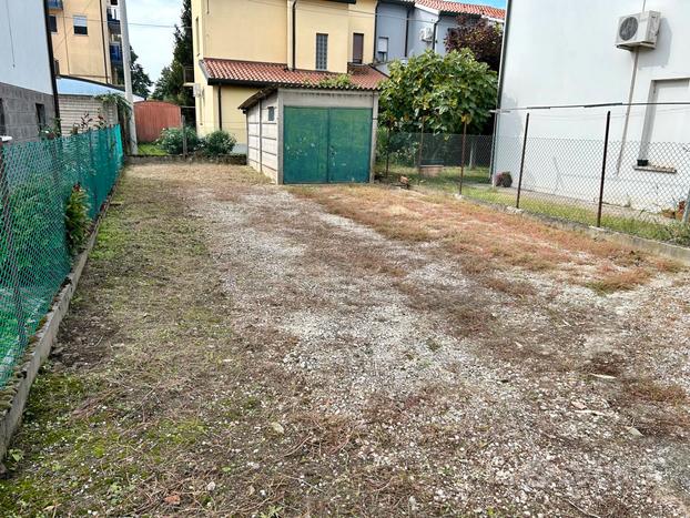 Garage / Posto Auto a Rovigo