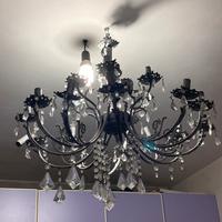 Elegante Lampadario Classico con Cristalli
