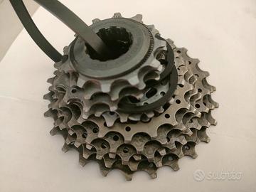 Pacco pignoni Super Record 11v