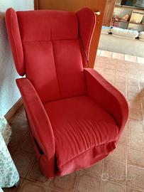 Poltrona per assistenza anziani/disabili
