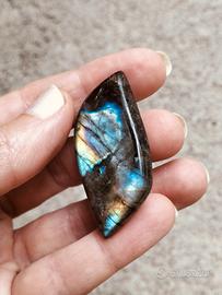 Cabochon Labradorite naturale 