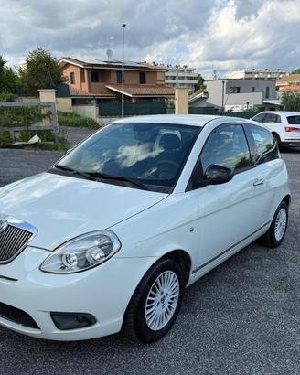 Lancia Ypsilon 1.2 69 CV 5 porte GPL Ecochic Silve