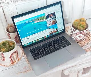 APPLE MacBook Pro 2019 i7 16 GB SSD 512 GB Radeon