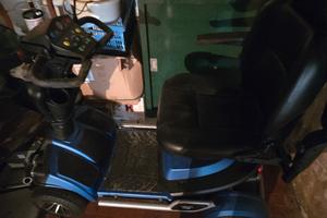 scooter elettrico per disabili 