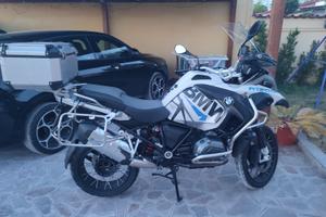 GS 1200 ADVENTURE