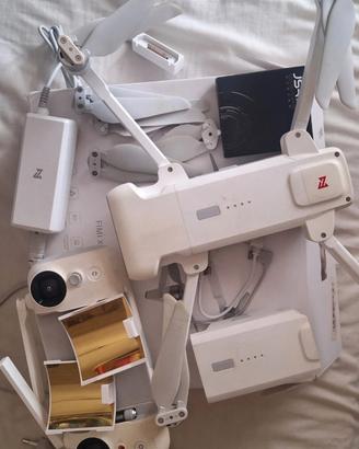 Fimi x8  drone con 2 batterie