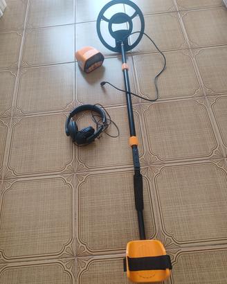 metal detector 