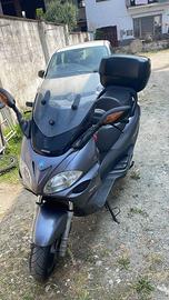 Piaggio x 9