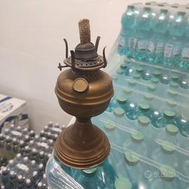 lume antico a petrolio 