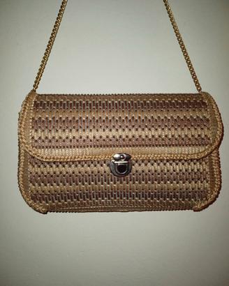 borsa a tracolla artigianale lavorata  a mano