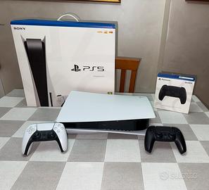 Ps5 825gb con lettore + 2 Dualsense