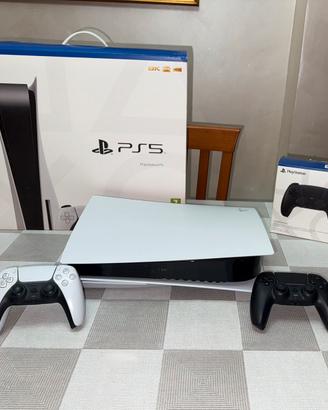 Ps5 825gb con lettore + 2 Dualsense