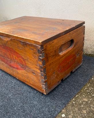 Cassetta Recoaro vintage anni 50-60