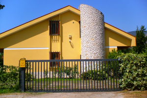 VILLETTA a Salto di Fondi (Lt)