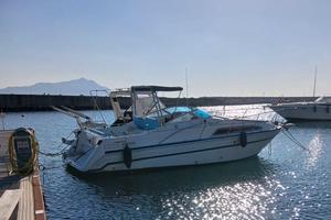 Barca compreso ormeggio Monte di Procida
