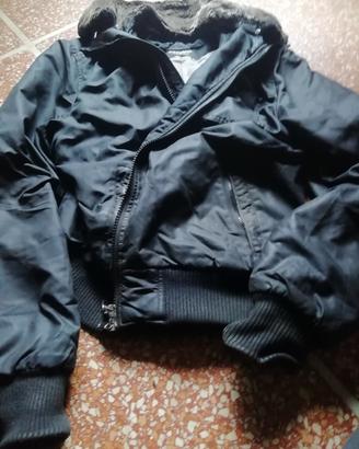 Giubbotto nero, taglia M, marca Refrivuwear