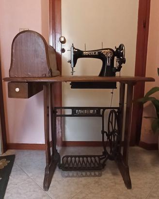 macchina cucire AQUILA vintage conservata top