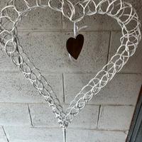 Piedistallo a forma di cuore