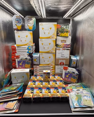 Lotto Pokemon ITA 30° Anniversario, ETB, Bundle…
