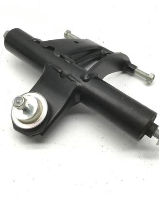 PIAGGIO VESPA PRIMAVERA RED 3V 50 STAFFA SUPPORTO 